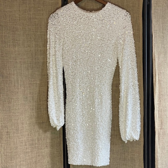 Like New! ROSEDRESS white sequin mini dress homecoming HoCo dance SMALL bodycon - Picture 6 of 12